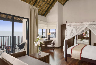 Golden Palm Tree Sea Villas & Spa Sungai Pelek Exterior photo